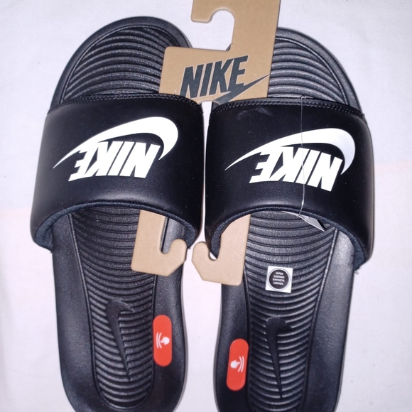 mens nike slides size 7